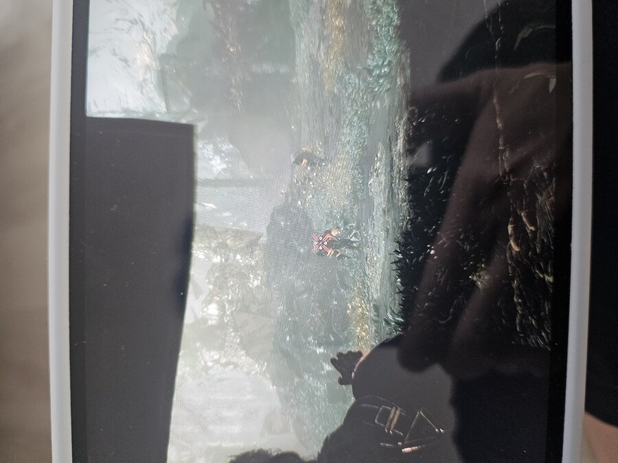 포탈사용시 사격 같은 에임필요시 상하움직이는 방법?_1.jpg