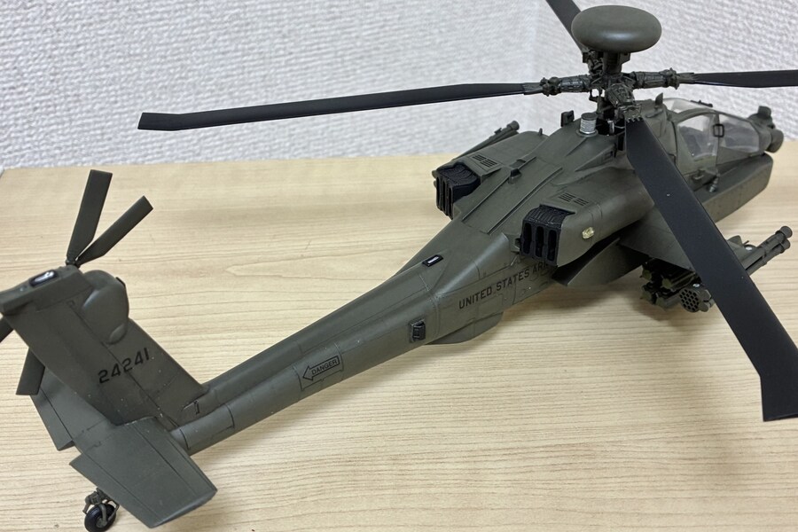 아카데미 1/48 아파치 완성_7.jpg