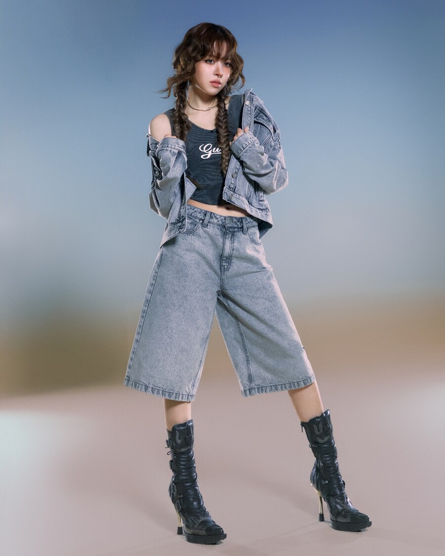 [엔믹스] GUESS와 함께해 더욱 특별한 하루❣️ | GUESS 광고 비하인드_11.jpg