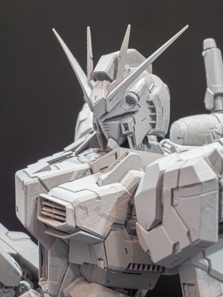 PG 언리쉬드 뉴 건담 원형 확대 전시 사진_18.jpg