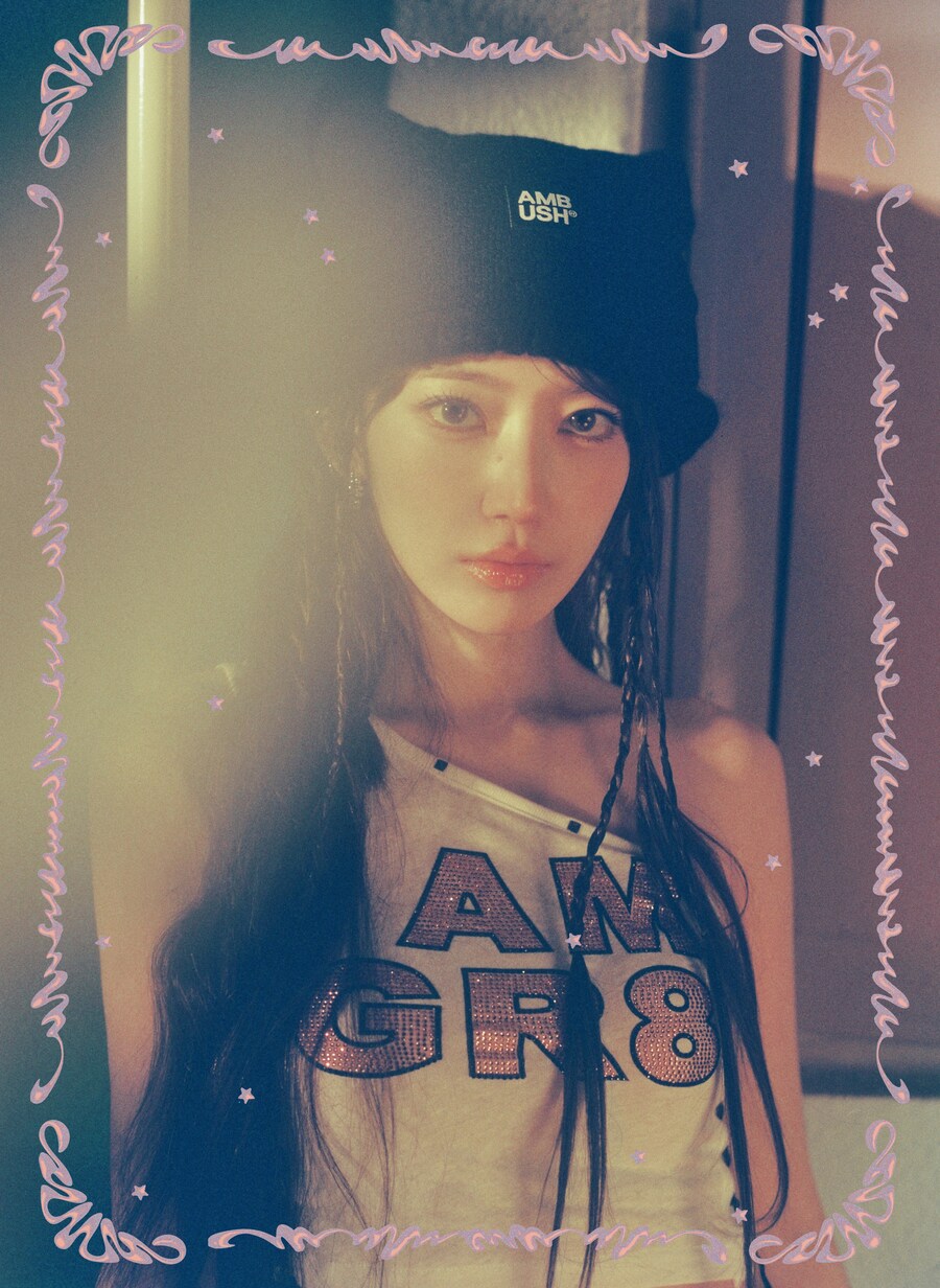 [르세라핌] JP 4th SG 'DIFFERENT' 컨셉 포토 2 솔로_6.jpg