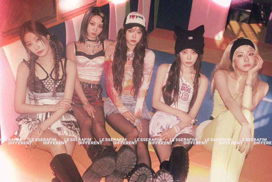 [르세라핌] JP 4th SG 'DIFFERENT' 컨셉 포토 2 그룹_2.jpg