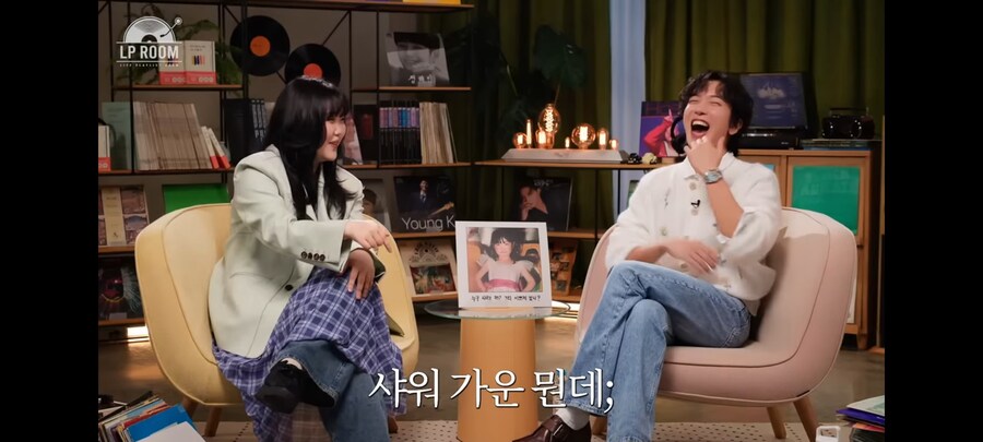 악뮤) 오빠와 동거하게된 이수현이 첫 아침 목격한 찬황의 모습_11.jpg