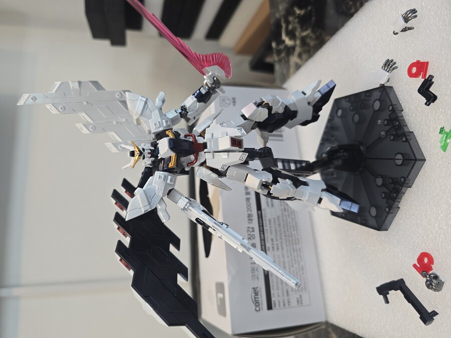 [HG] 문건담 도색 완성 (뉴건담 컬러)_2.jpg