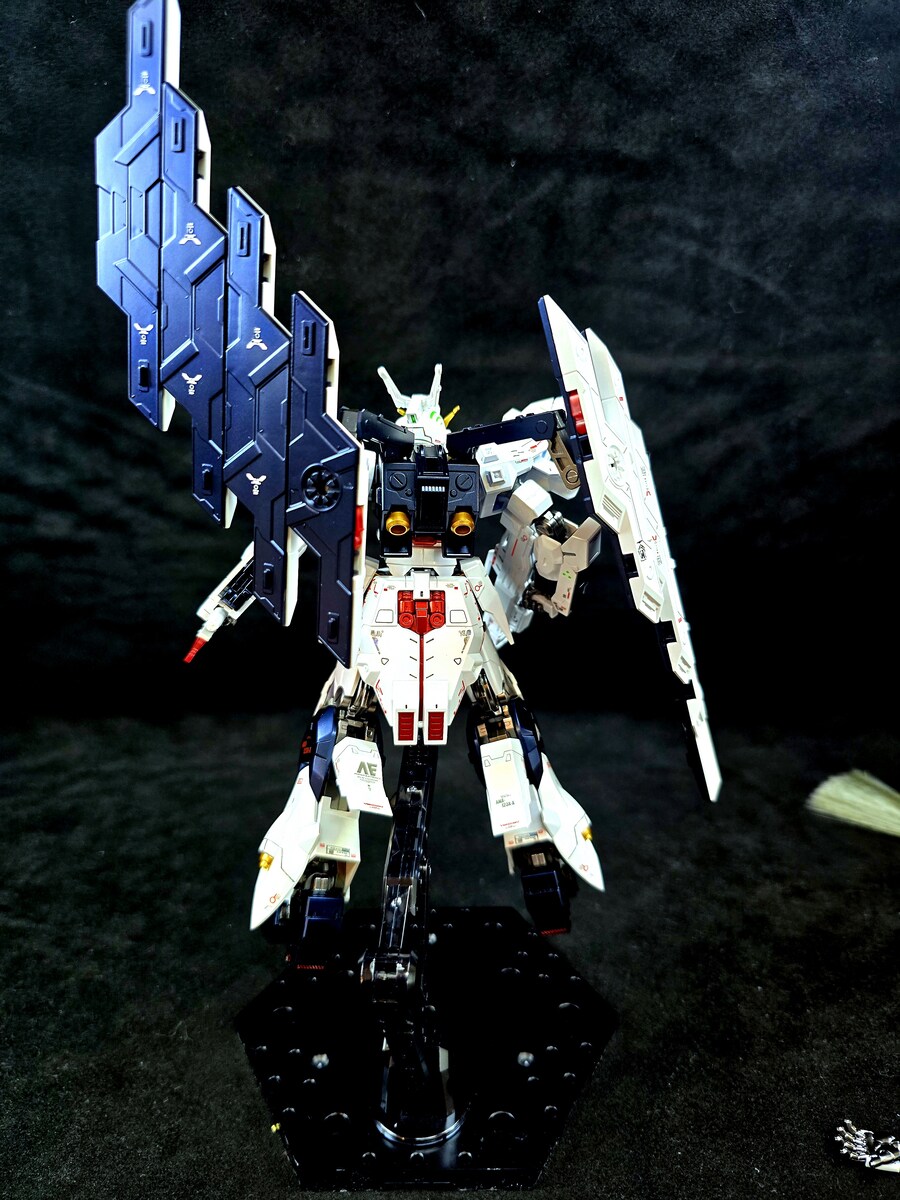 [HG] 문건담 도색 완성 (뉴건담 컬러)_24.jpg