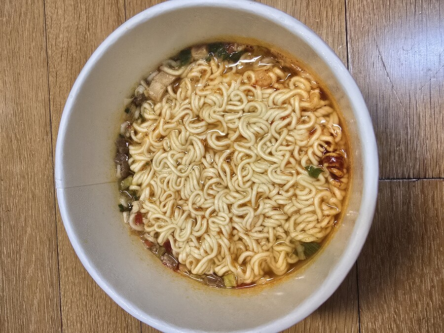 신라면 컵라면_4.jpg