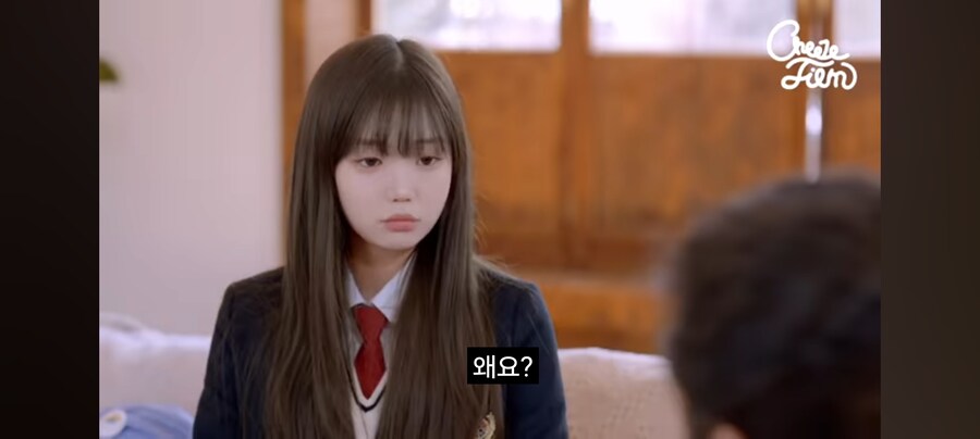 예쁜 여고생이 털보 아저씨 집에 찾아온 이유_9.jpg