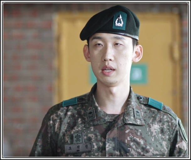 신병에 이 소대장 rotc 출신임??_2.jpg