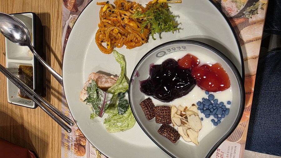 쿠우쿠우) 트릭컬 콜라보 갔는데 10접시도 못하고 패배했다_7.jpg