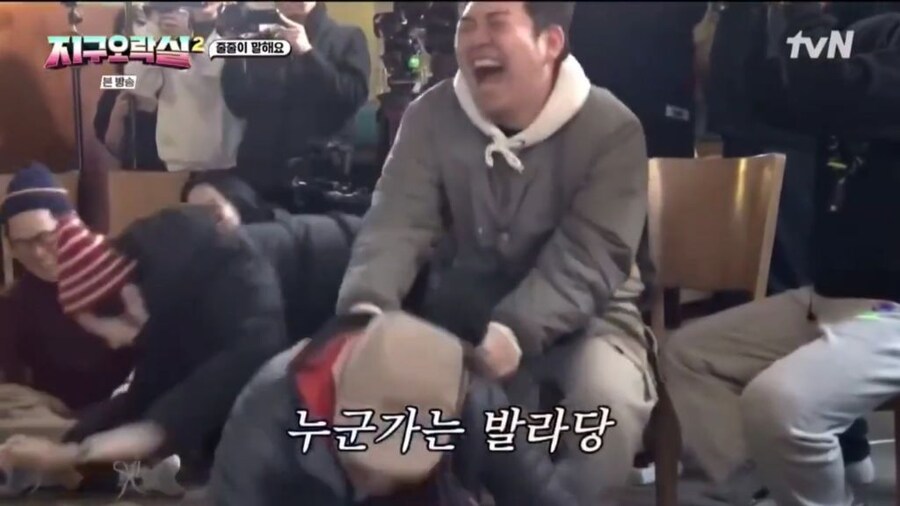 정치 성향을 알 수 없는 연예인 2_11.jpg