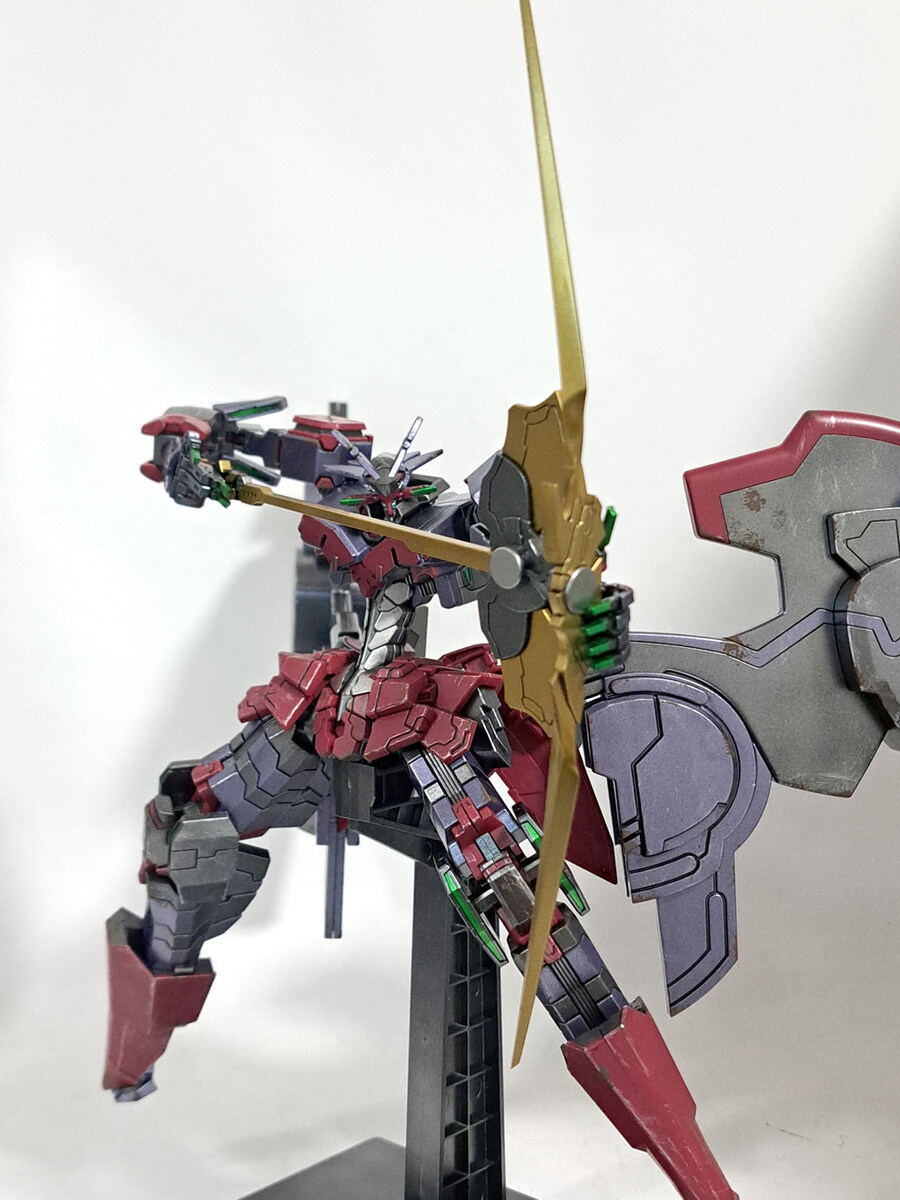 MODEROID 리베르 레기스_8.jpg