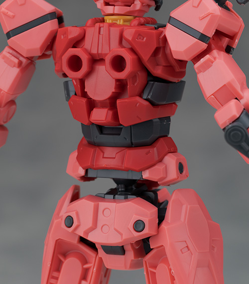 HG GQ 1/144 붉은 건담 해외 리뷰_30.jpg
