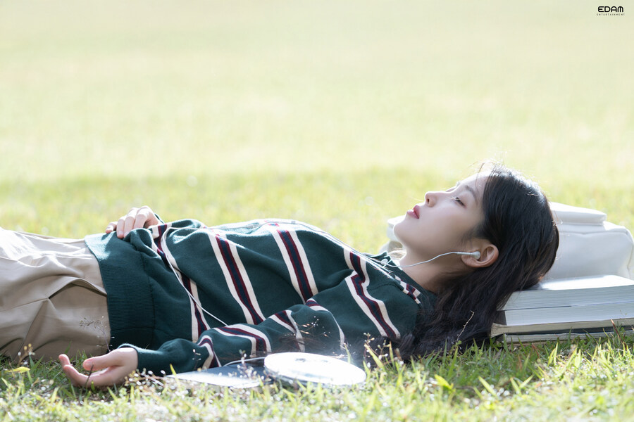 [EDAM] 한 번 보고 두 번 봐도 자꾸만 보고 싶은 '미인'_21.jpg