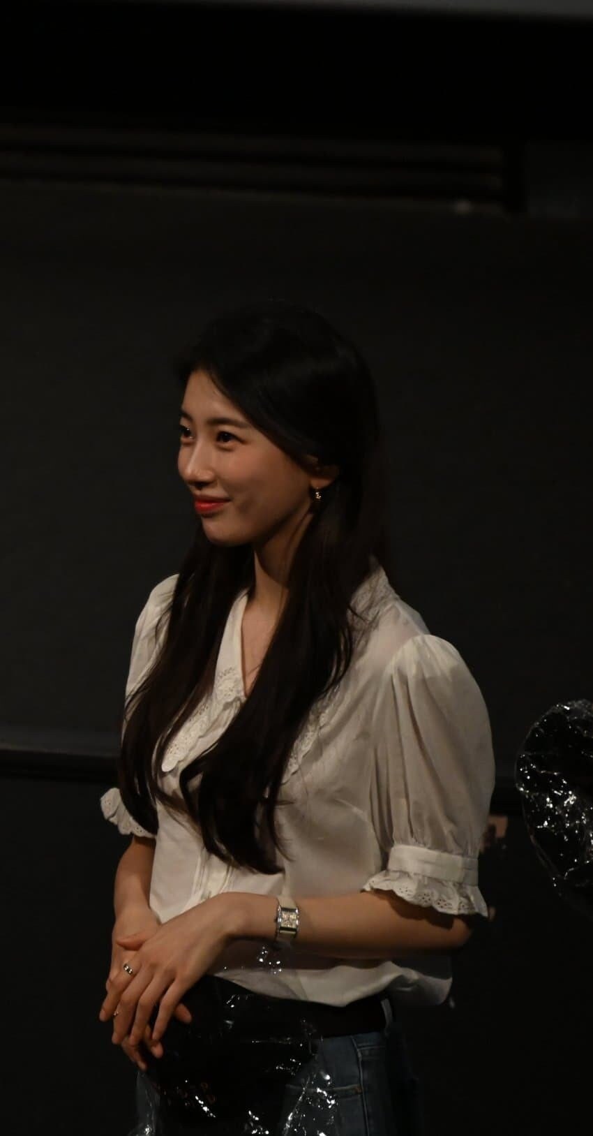 수지 성유리외 여자 연예인들 평상복 실물 분위기 느낌 체감하기_16.jpg