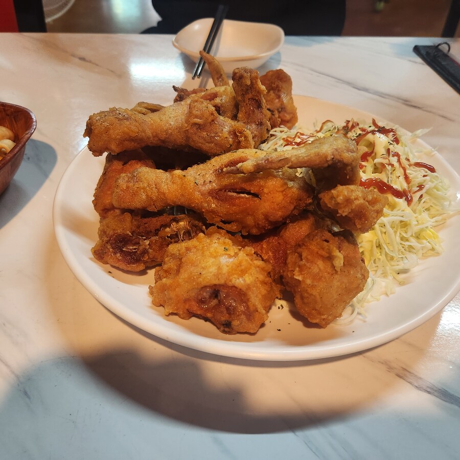 어제 복싱 코치하고 먹은것_1.jpg