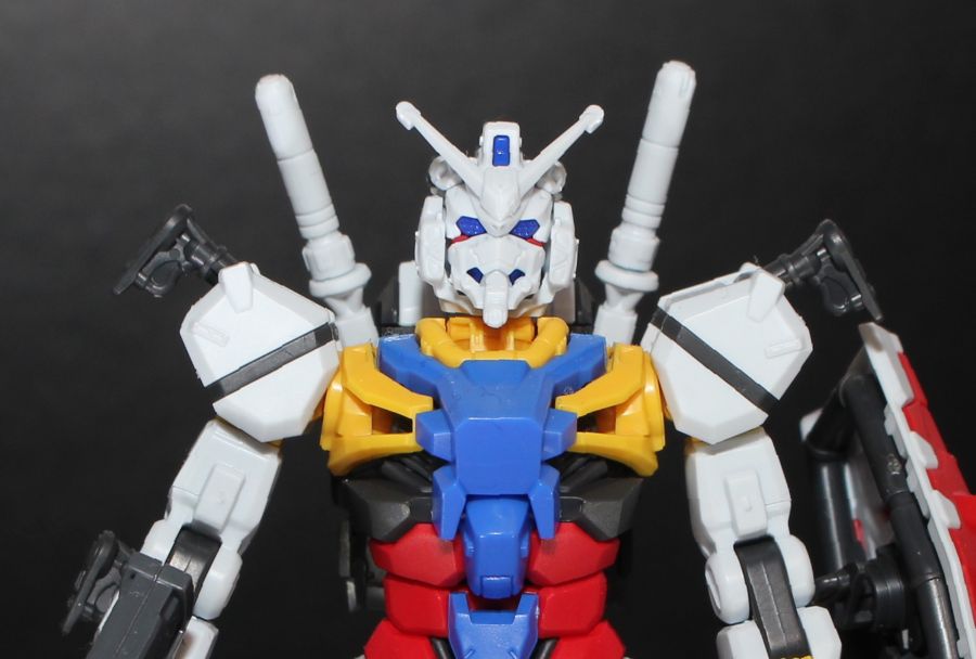 HG GQ 1/144 하얀 건담 도쿄점 전시 사진_7.jpg