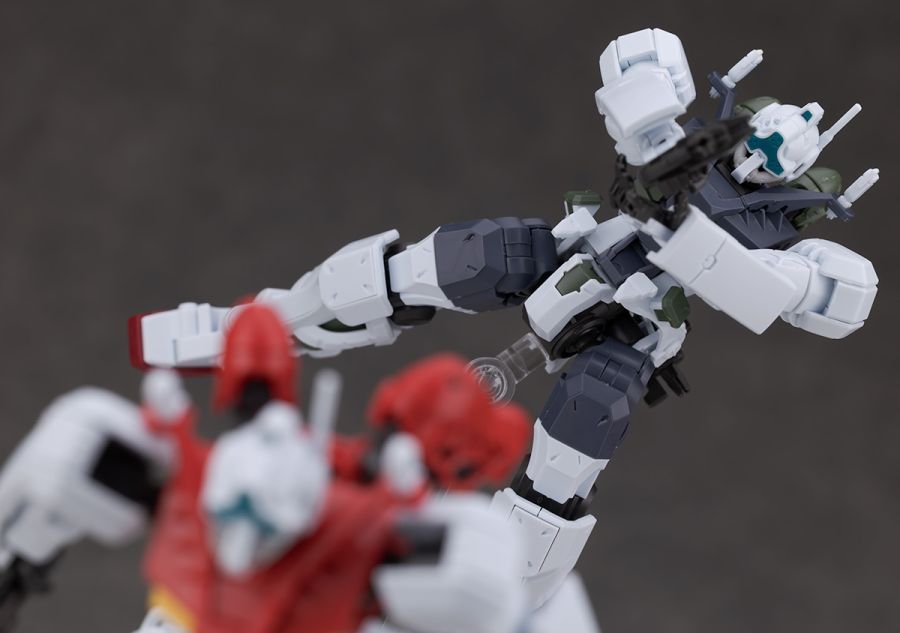 HG GQ 1/144 겔구그 보카타기 해외 리뷰_66.jpg