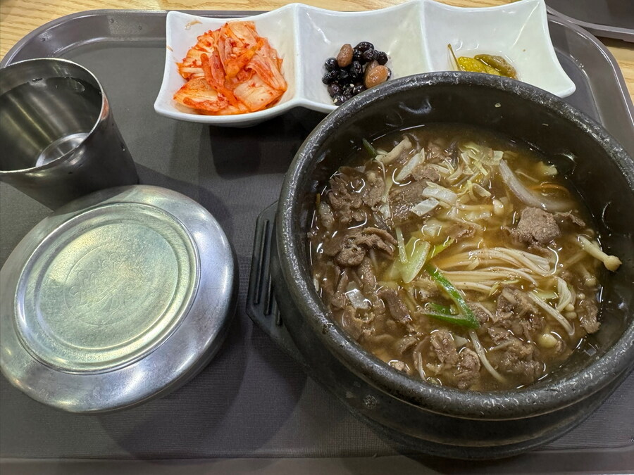 휴게소에서 먹은 뚝불과 우동~~~_1.jpg