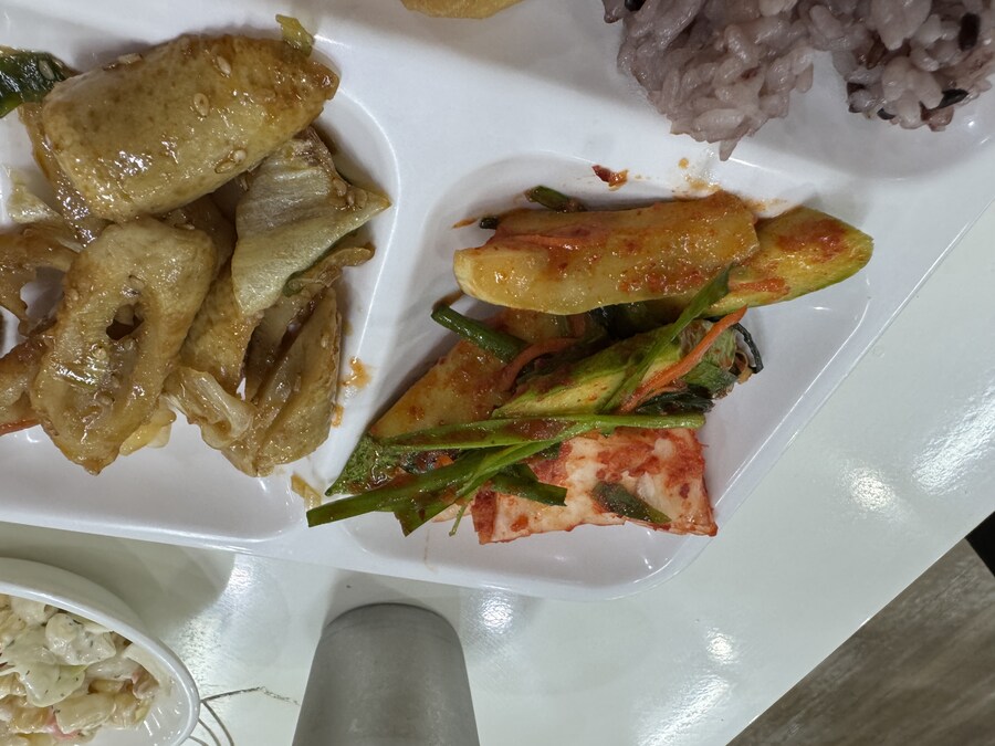 (스압) 구디 구내식당 7500원짜리 식사들_3.jpg