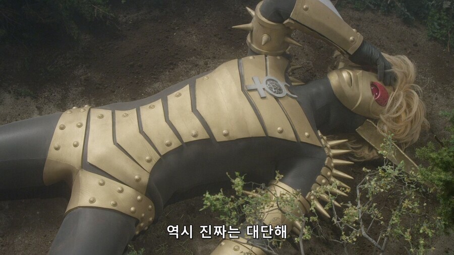 가짜 울트라맨 중 명작이라 불리는 에피소드_70.jpg