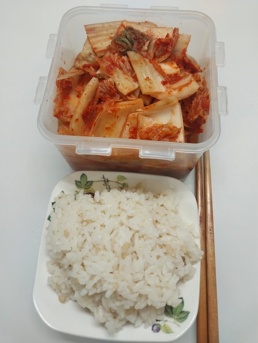 밤이 깊어져 빵과 잼을 꺼내었읍니다._9.jpg