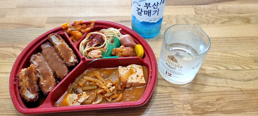 돈까스에 소주_3.jpg