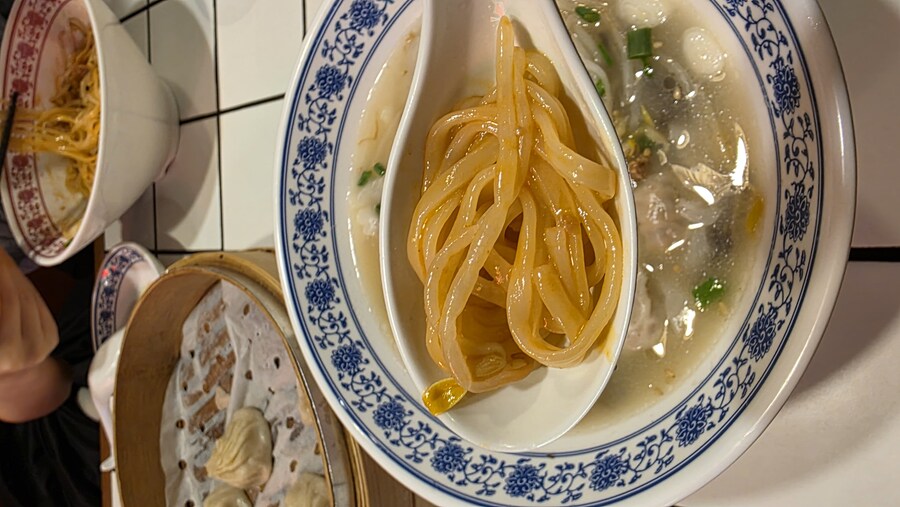 성수동) 중국만두, 훈둔, 볶음면_6.jpg