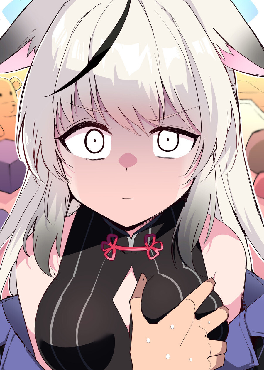 블루아카)코코나가 가장 이쁠때_1.jpg