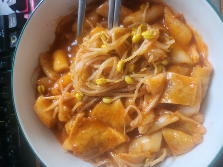 콩나물 떡볶이_1.jpg