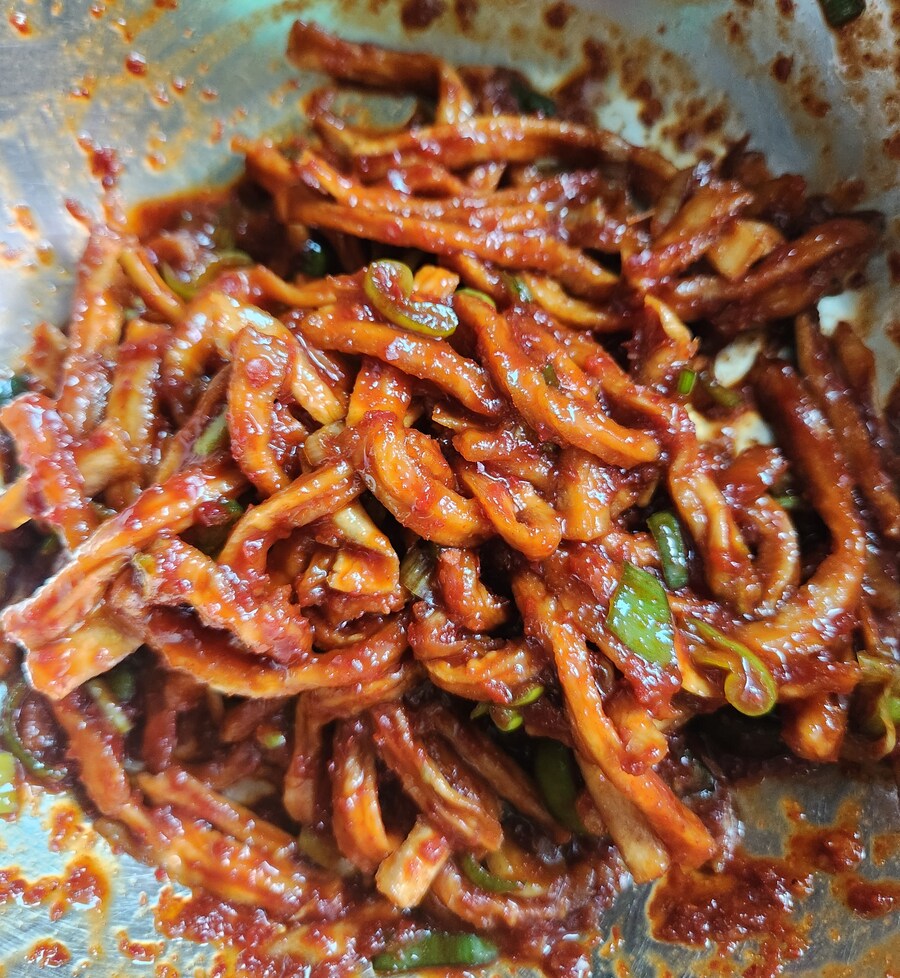 족발과 함께 먹을 무말랭이 무침 완성_1.jpg