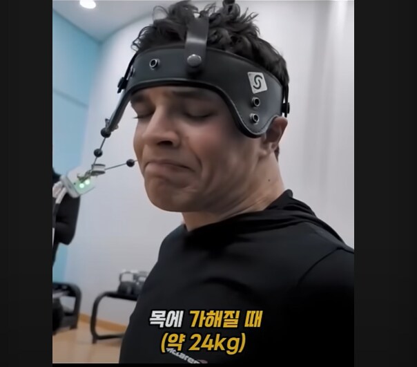 F1 차량을 일반인이 함부로 운전할 수 없는 이유_20.png