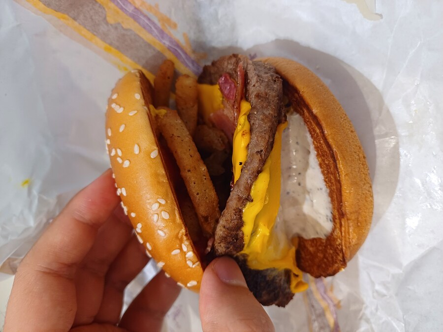 맥도날드 신상, 쿼파치 크리미 파마산_1.jpg