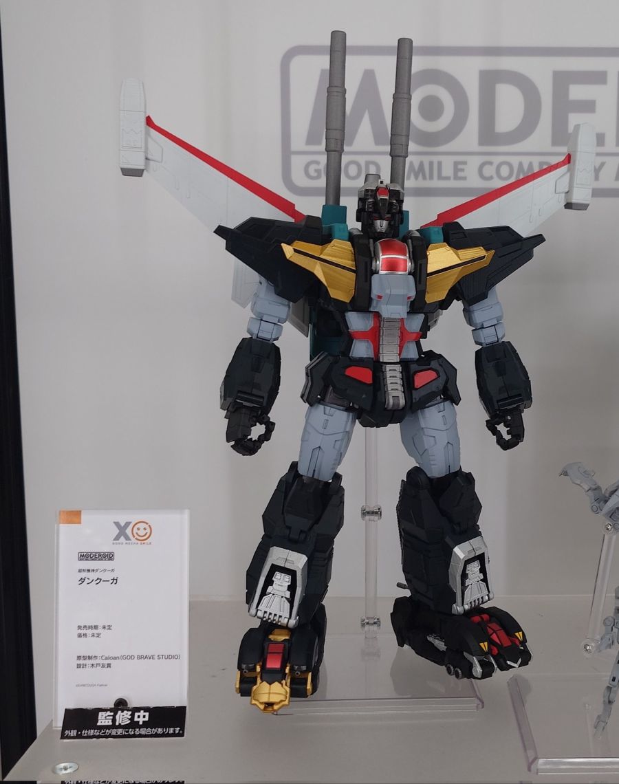 [굿 스마일] MODEROID 단쿠가 전시 사진 + 역대 제품 나열 이미지_1.jpg