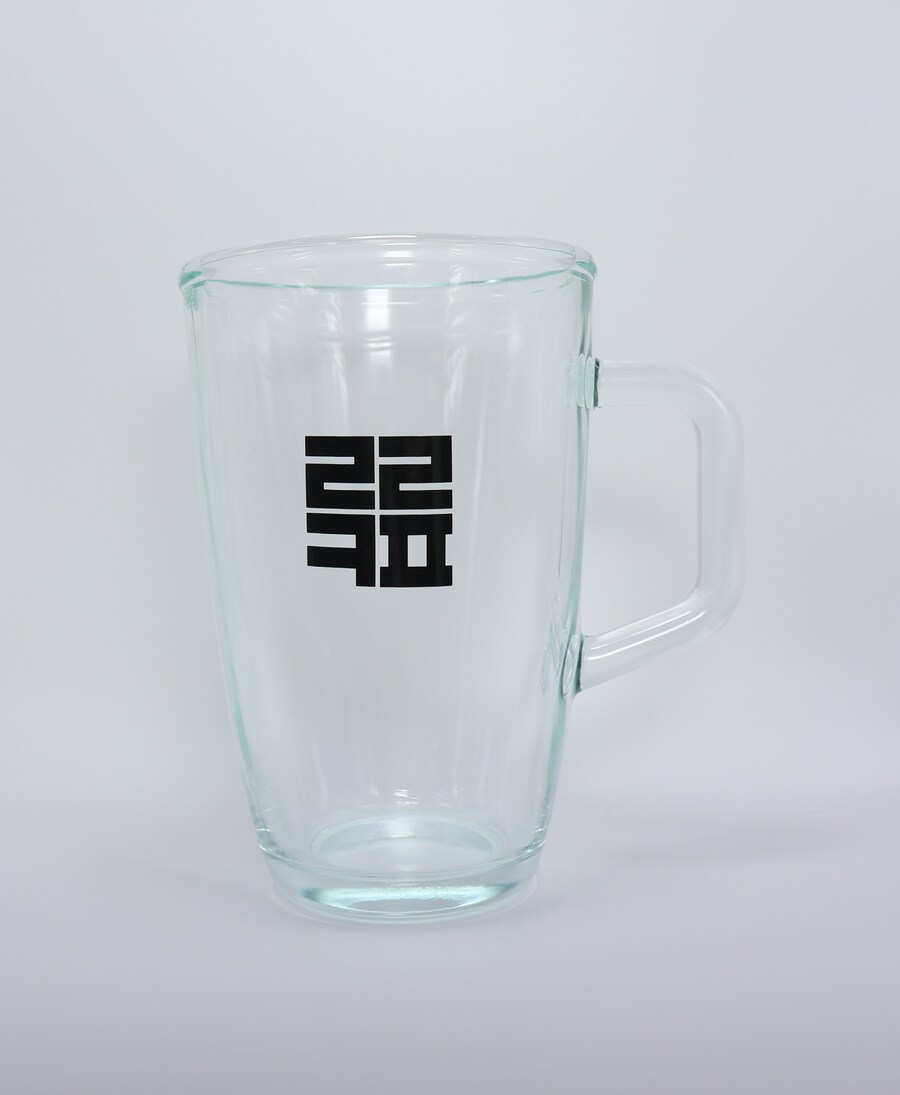 루리커피)이제 스토어에서 컵이랑 안경닦이랑 마우스패드 팜_4.jpg