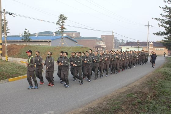 여왕벌 없고 여미새 없는 건전한 런닝크루..jpg_1.jpg