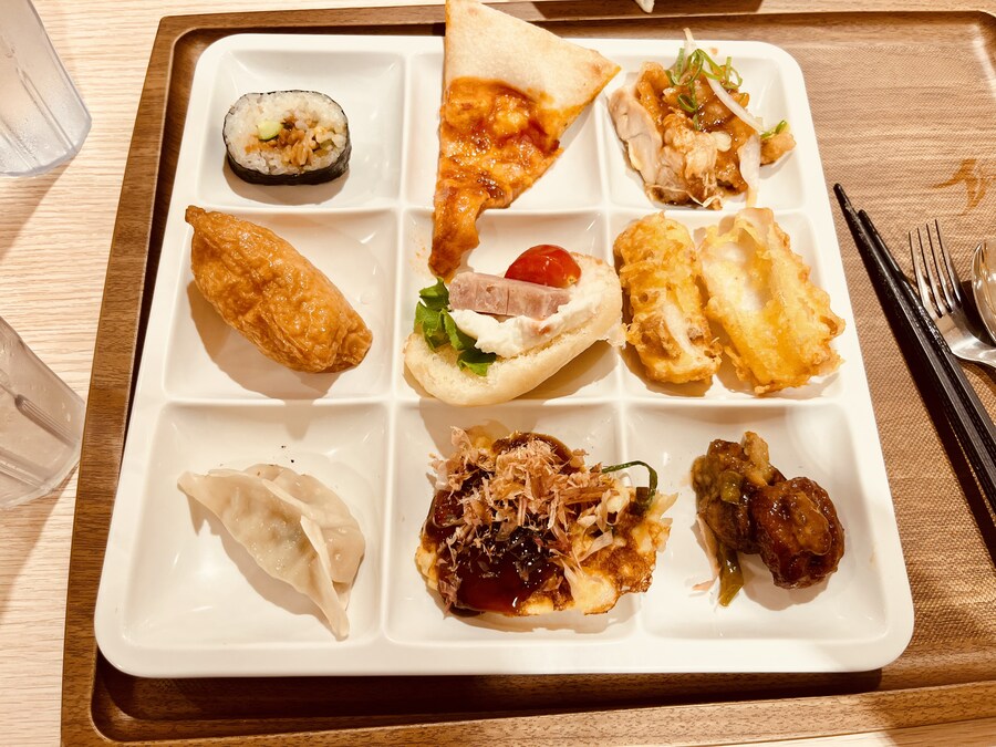 일본 평일 런치 인당 1500엔 뷔페_31.jpg