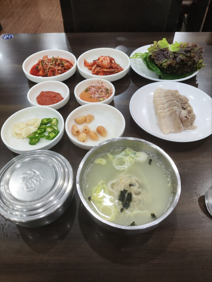 ㅇㅇㄱ으로 불타는 유게를 잠재우는 야식의 시간이다_2.jpg