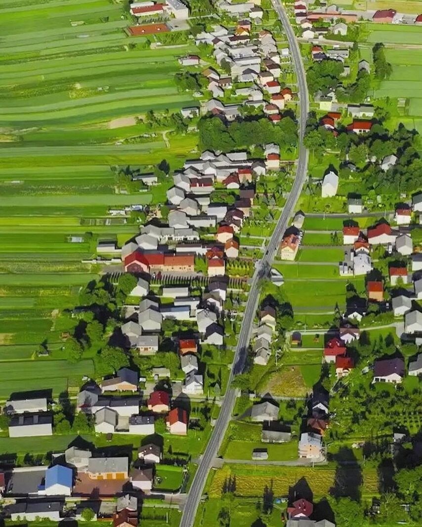 6,000명이 한 길가에서 사는 마을_2.jpg