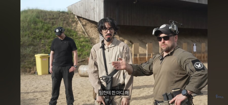 인방) 테러리스트가 해외 용병 인질로 붙잡은거 아님_2.jpg