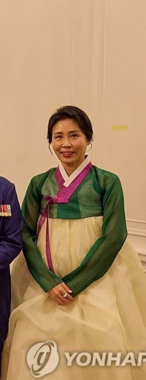 근데 이제 좀 측은해진다_1.jpg