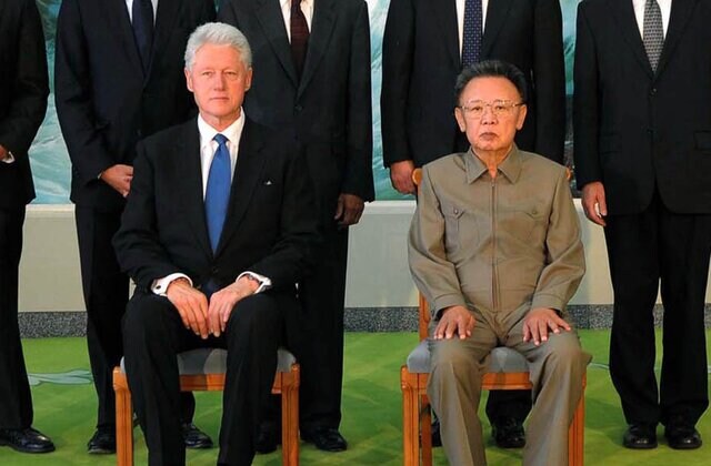 외교에서 가장 큰 부분을 차지하는건 사진이야_2.jpg