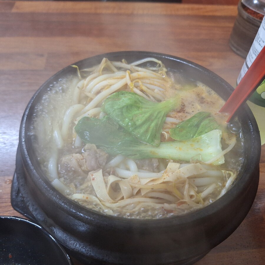 씨스페이스) 제육부대볶음, 추억의도시락 삼각김밥(New) 운남쌀국수 세치네탕_16.jpg