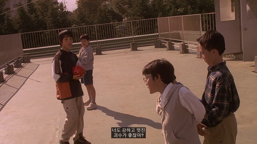 그리드맨 각본가가 쓴 울트라맨 극장판_1.jpg