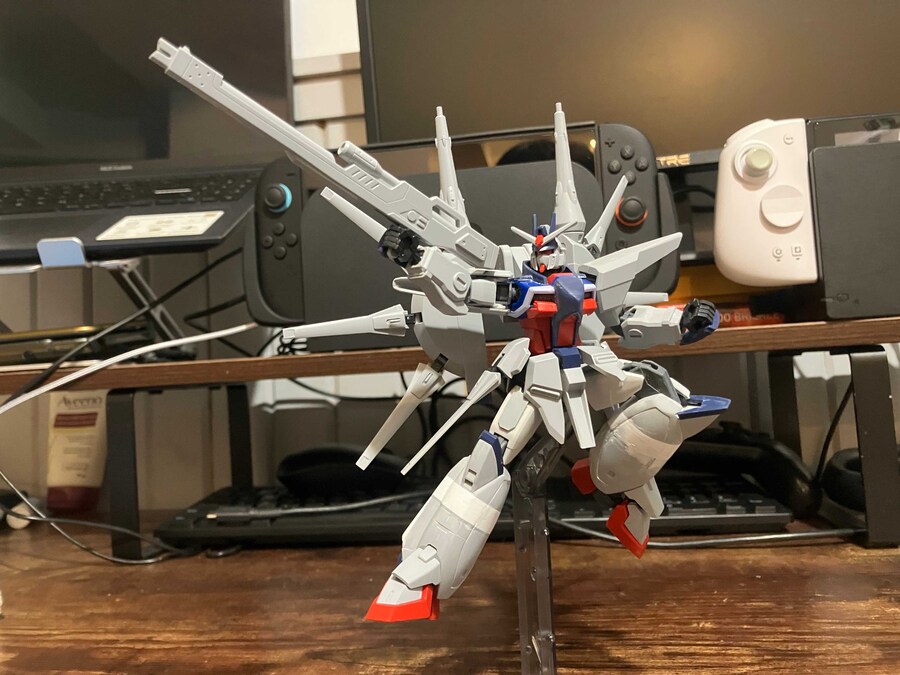 HGCE 1/144 레전드 건담 개조_15.jpg