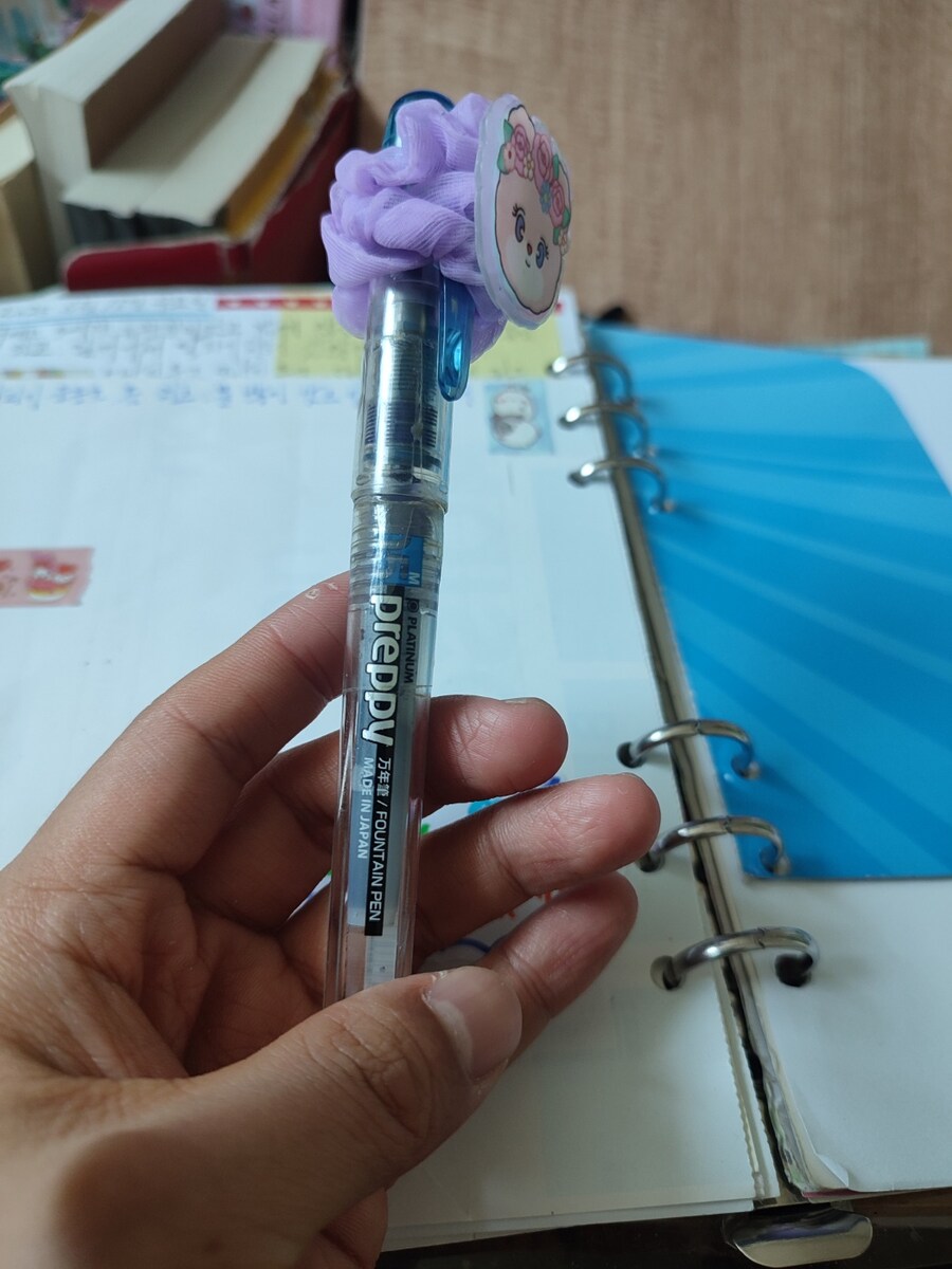 최근 쓰고 있는 만년필은 3천원 짜리_2.jpg