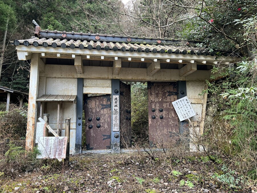일본, 황폐화된 레저 시설🏯 (캐슬랜드 후카야마)_3.jpg