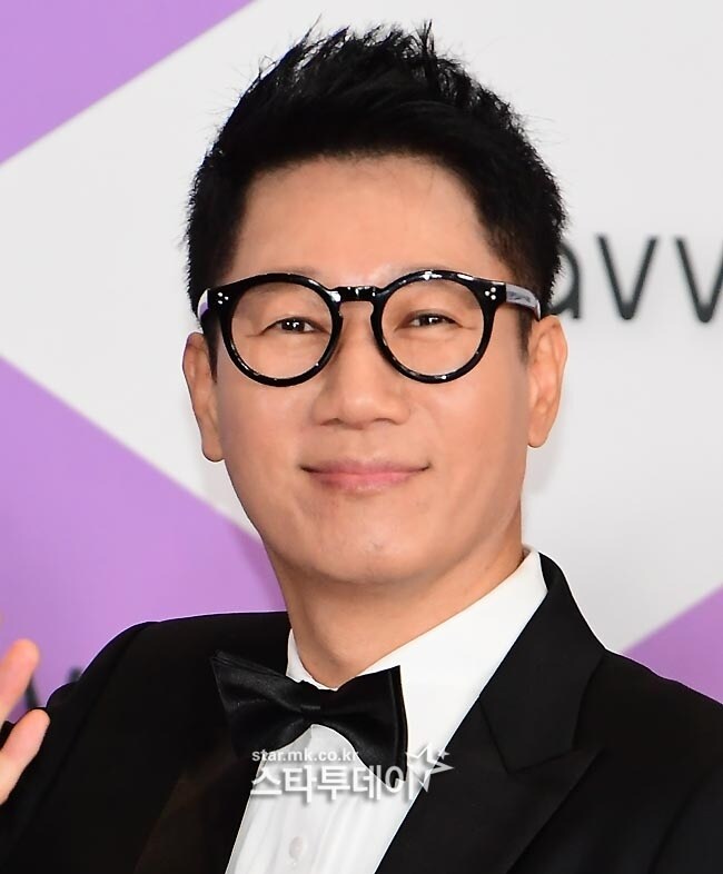 여태 지석진이랑 윤종신이 동일인물인 줄 알았음_2.jpg