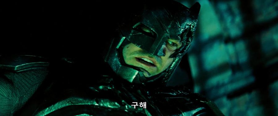배트맨이 슈퍼맨이랑 친구가 된 이유_4.jpg