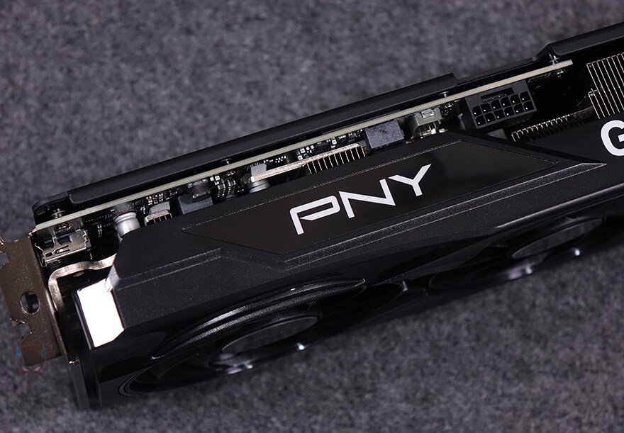 블랙감성!PNY 지포스 RTX 5070 OC D7 12GB Triple Fan_20.jpg