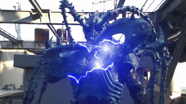 [가면라이더 카부토] 너무도 하이퍼 했던 등장_26.jpg